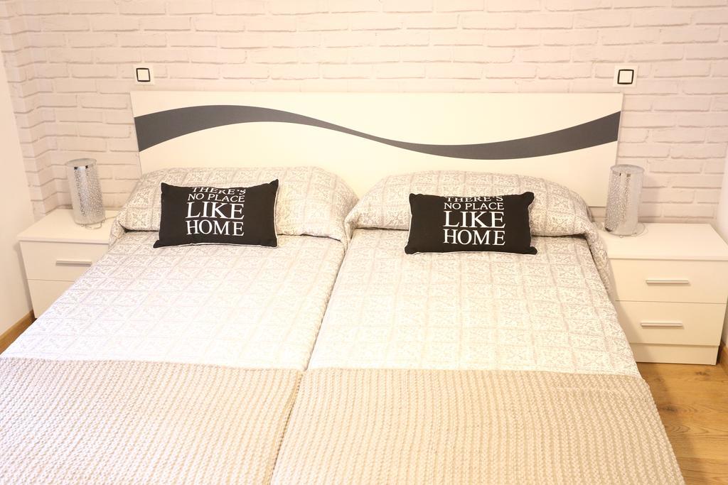 Apartamentos Amaiur 2 Estella Dış mekan fotoğraf